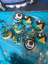 Load image into Gallery viewer, Cupcakes